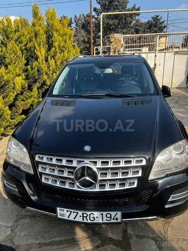 Mercedes ML 350 4MATIC 2010, 166,500 km - 3.5 l - Bakı