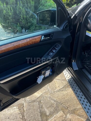 Mercedes ML 350 4MATIC 2010, 166,500 km - 3.5 l - Bakı