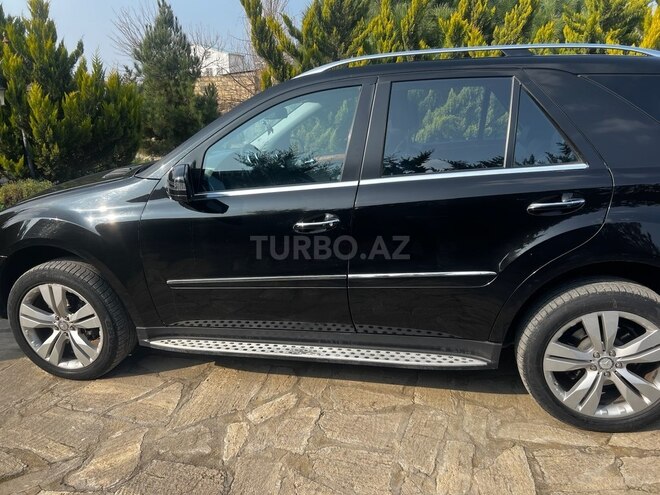 Mercedes ML 350 4MATIC 2010, 166,500 km - 3.5 l - Bakı