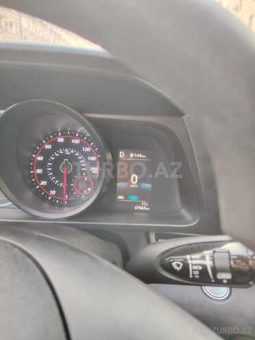 Hyundai Elantra-6
