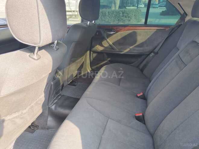 Mercedes E 270 2001, 250,000 km - 2.7 l - Bakı