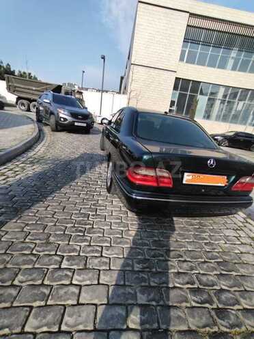 Mercedes E 270 2001, 250,000 km - 2.7 l - Bakı