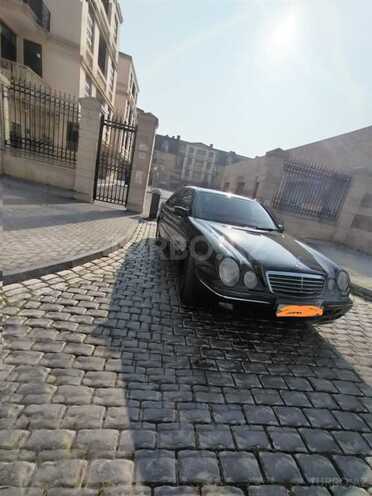 Mercedes E 270 2001, 250,000 km - 2.7 l - Bakı
