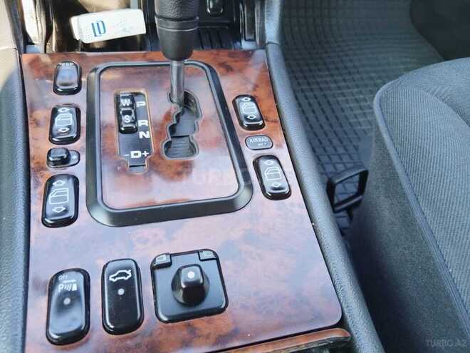 Mercedes E 270 2001, 250,000 km - 2.7 l - Bakı