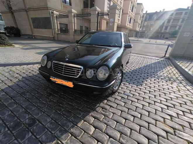 Mercedes E 270 2001, 250,000 km - 2.7 l - Bakı