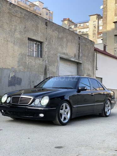 Mercedes E 280 2001, 235,107 km - 2.8 l - Bakı