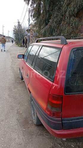 Opel Astra 1994, 300,000 km - 1.6 l - Siyəzən