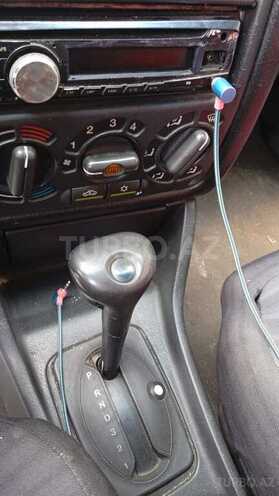 Opel Astra 1994, 300,000 km - 1.6 l - Siyəzən