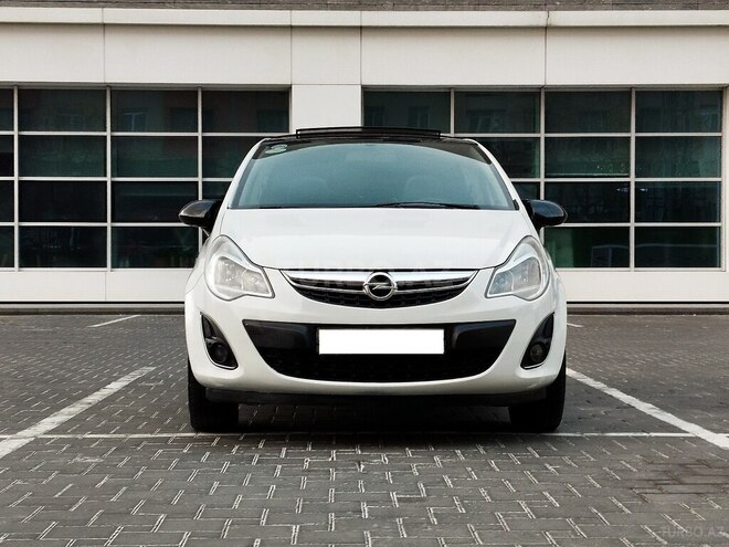 Opel Corsa 2013, 210,000 km - 1.4 л - Bakı
