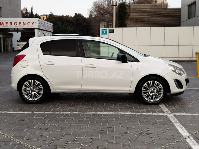 Opel Corsa 2013, 210,000 km - 1.4 л - Bakı