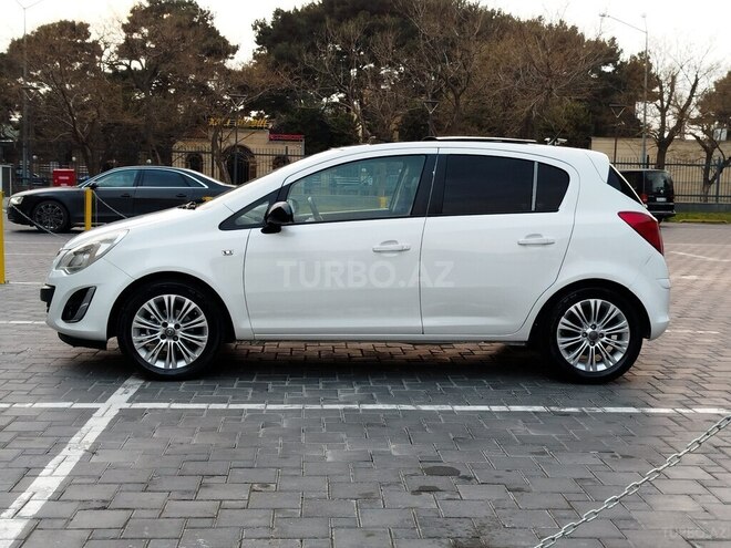 Opel Corsa 2013, 210,000 km - 1.4 л - Bakı