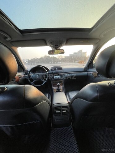Mercedes E 220 d 2002, 365,000 km - 2.2 l - Bakı