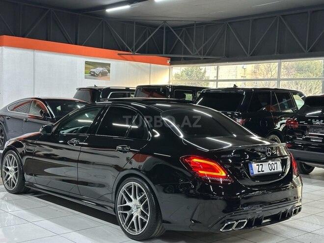 Mercedes C 300 4MATIC-7
