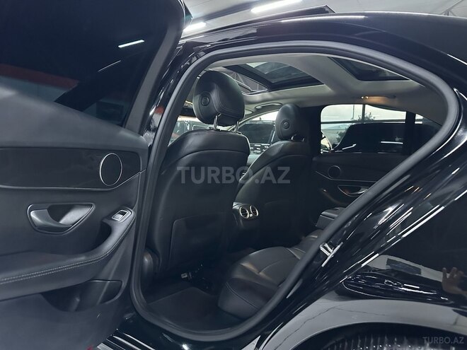 Mercedes C 300 4MATIC-15