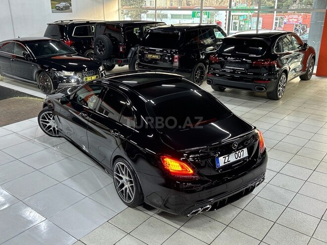 Mercedes C 300 4MATIC-12