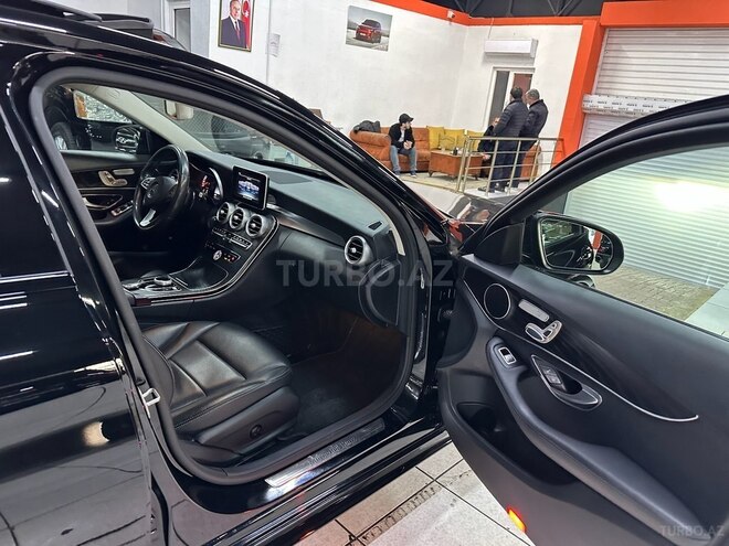 Mercedes C 300 4MATIC-17