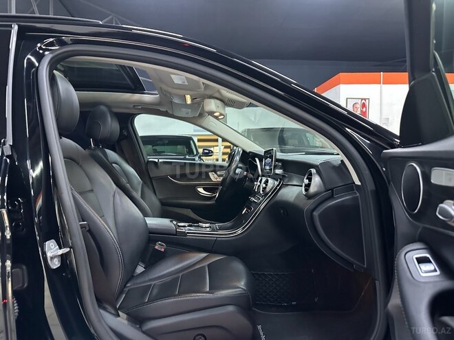 Mercedes C 300 4MATIC-18