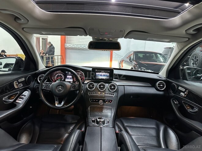 Mercedes C 300 4MATIC-19