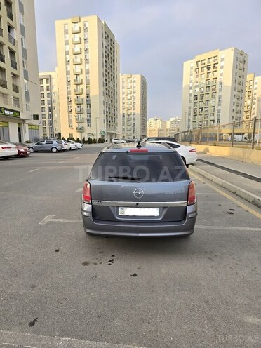Opel Astra 2006, 240,000 km - 1.4 l - Bakı