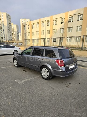 Opel Astra 2006, 240,000 km - 1.4 l - Bakı
