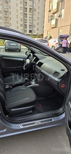Opel Astra 2006, 240,000 km - 1.4 l - Bakı