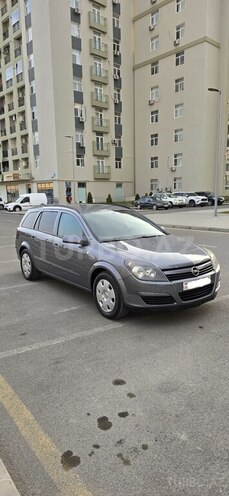 Opel Astra 2006, 240,000 km - 1.4 l - Bakı