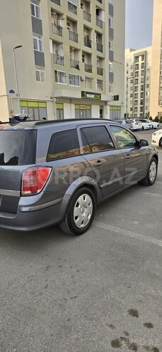Opel Astra 2006, 240,000 km - 1.4 l - Bakı