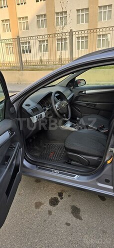 Opel Astra 2006, 240,000 km - 1.4 l - Bakı