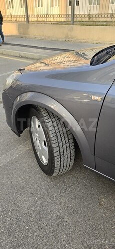 Opel Astra 2006, 240,000 km - 1.4 l - Bakı
