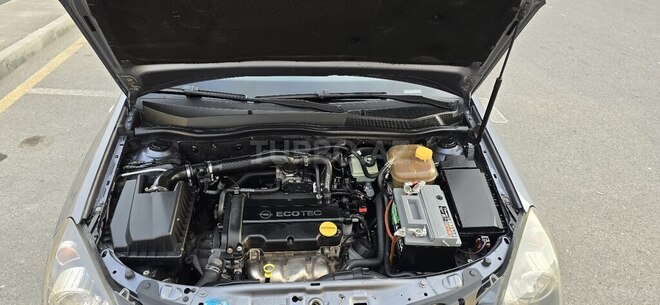 Opel Astra 2006, 240,000 km - 1.4 l - Bakı