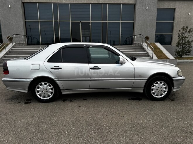 Mercedes C 220 d 1998, 452,992 km - 2.2 l - Tovuz