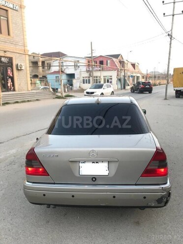 Mercedes C 220 1994, 302,000 km - 2.2 l - Bakı