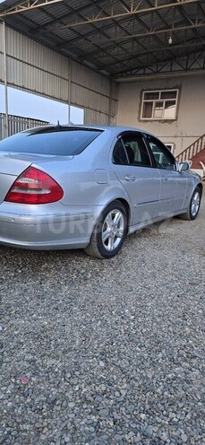 Mercedes E 270 2004, 370,000 km - 2.7 л - Biləsuvar