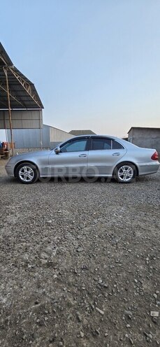Mercedes E 270 2004, 370,000 km - 2.7 л - Biləsuvar