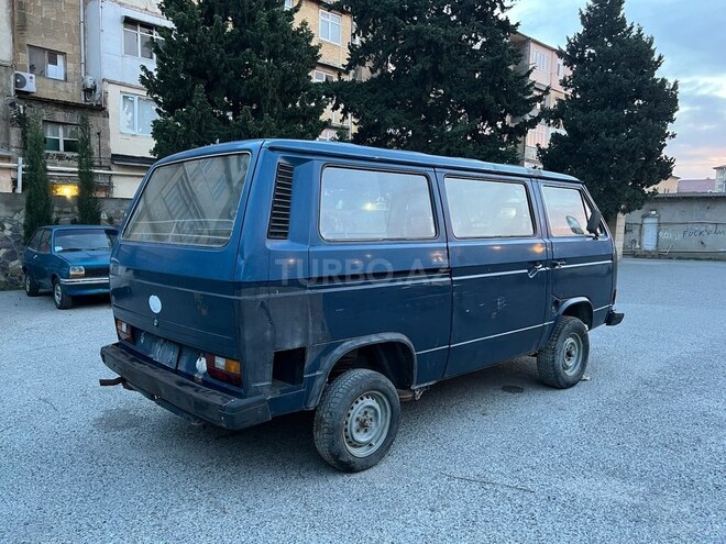 Volkswagen Transporter-4