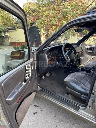 Jeep Grand Cherokee 1997, 246,790 km - 2.5 л - Qazax