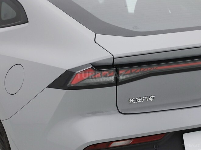 Changan Uni-V iDD-16