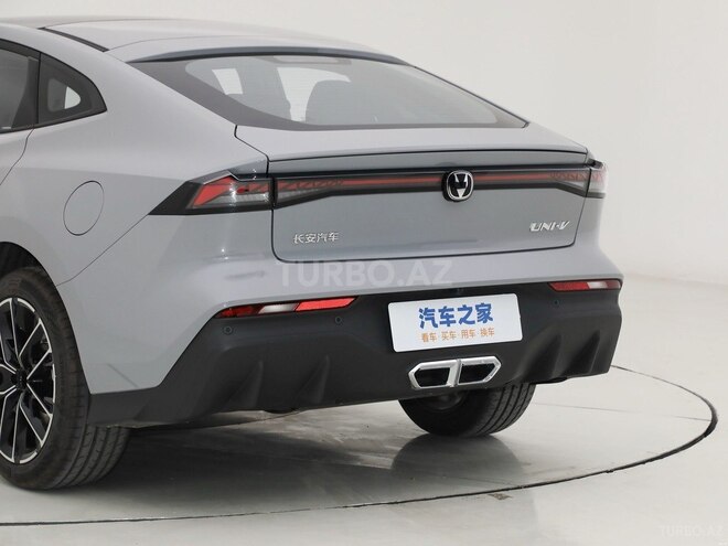 Changan Uni-V iDD-15