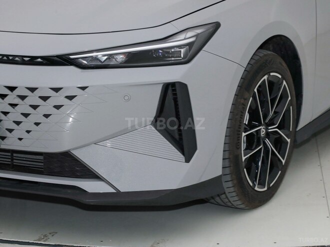 Changan Uni-V iDD-13