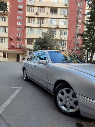 Mercedes E 230 1996, 470,000 km - 2.3 л - Bakı
