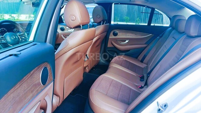 Mercedes E 350-12