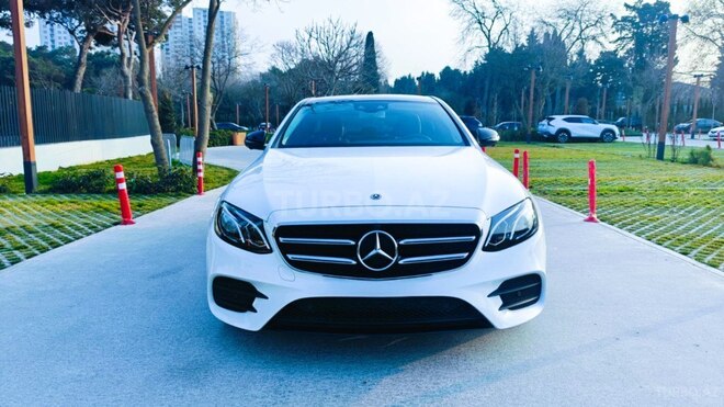 Mercedes E 350-1