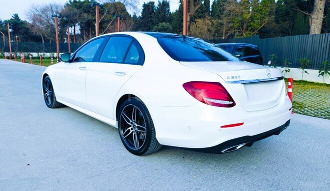 Mercedes E 350-9