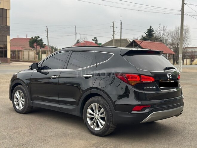 Hyundai Santa Fe-4