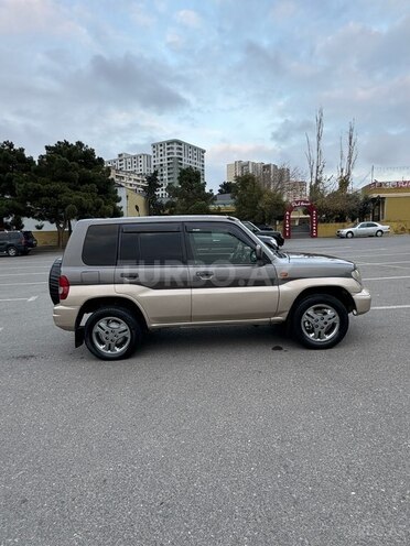 Mitsubishi Pajero io 1999, 330,000 km - 1.8 l - Bakı