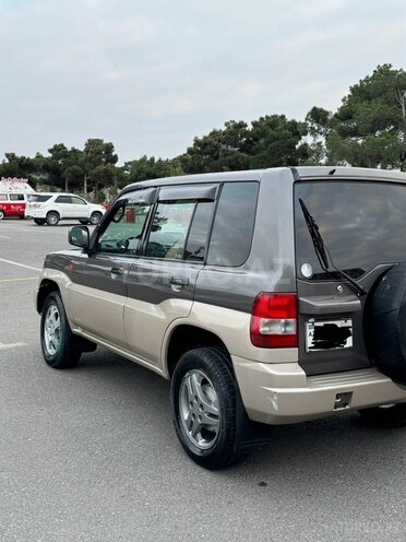 Mitsubishi Pajero io 1999, 330,000 km - 1.8 l - Bakı