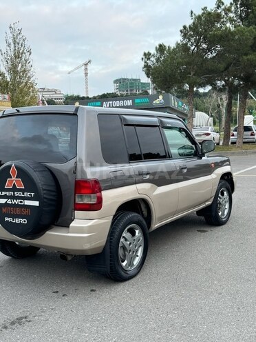 Mitsubishi Pajero io 1999, 330,000 km - 1.8 l - Bakı