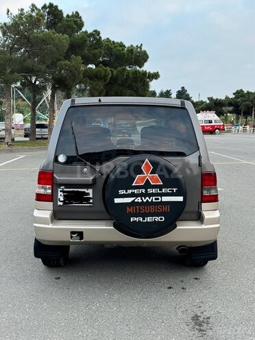 Mitsubishi Pajero io 1999, 330,000 km - 1.8 l - Bakı