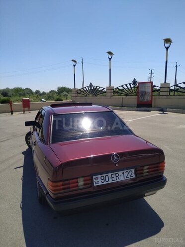 Mercedes 190 1992, 355,000 km - 1.8 l - Beyləqan