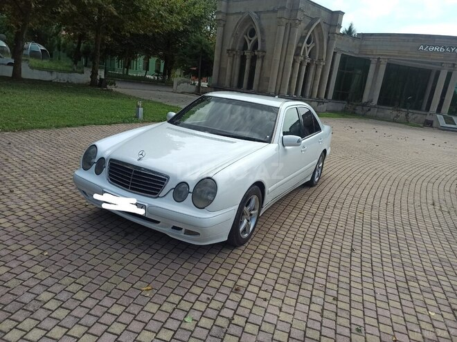 Mercedes E 220 d 2001, 334,848 km - 2.2 l - Masallı